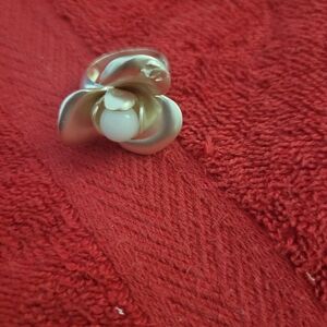 Chanel flower pearl ring size 6 925 size with stamp
